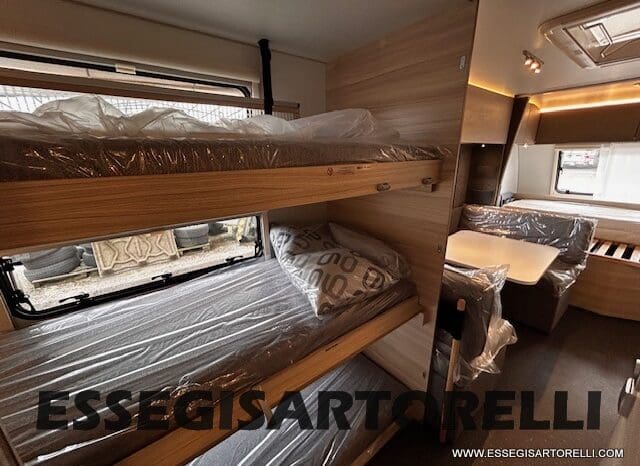 ADRIA ALTEA 60° SELECTION 552 PK VETRORESINA SILVER 2025 7 POSTI pieno