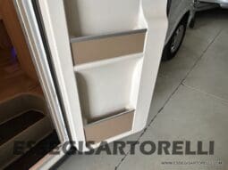 ROLLER TEAM AUTOROLLER 298 M KRONOS GARAGE UNIPROPRIETARIO 2018 170 CV POWER 6 POSTI OMOLOGATI pieno