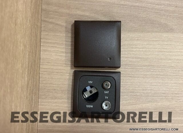 ROLLER TEAM AUTOROLLER 298 M KRONOS GARAGE UNIPROPRIETARIO 2018 170 CV POWER 6 POSTI OMOLOGATI pieno