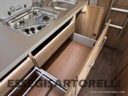 ROLLER TEAM AUTOROLLER 298 M KRONOS GARAGE UNIPROPRIETARIO 2018 170 CV POWER 6 POSTI OMOLOGATI pieno
