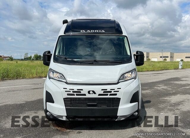 ADRIA NEW TWIN SPORTS MY 2025 SUPREME EDITION 640 SGX SKYROOF APRIBILE EXPEDITION 636 pieno
