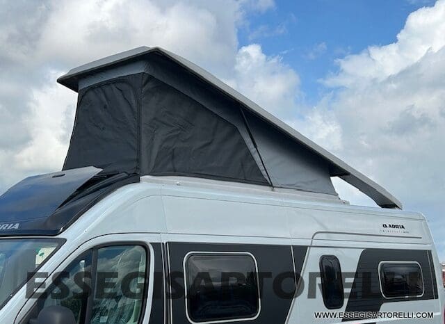 ADRIA NEW TWIN SPORTS MY 2025 SUPREME EDITION 640 SGX SKYROOF APRIBILE EXPEDITION 636 pieno