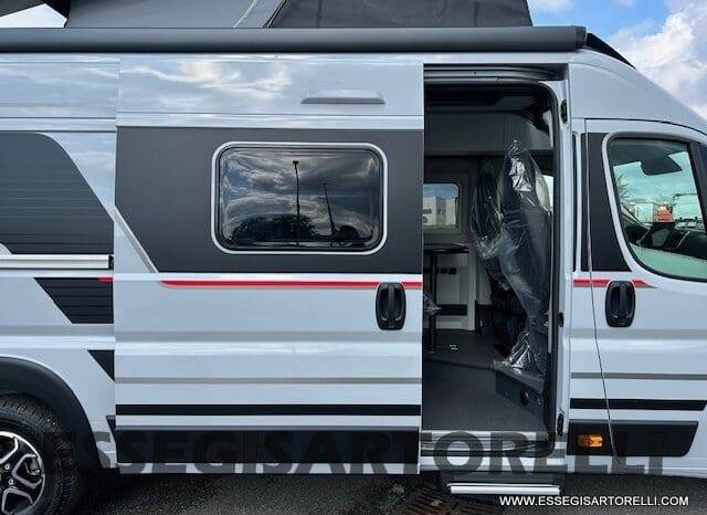 ADRIA NEW TWIN SPORTS MY 2025 SUPREME EDITION 640 SGX SKYROOF APRIBILE EXPEDITION 636 pieno