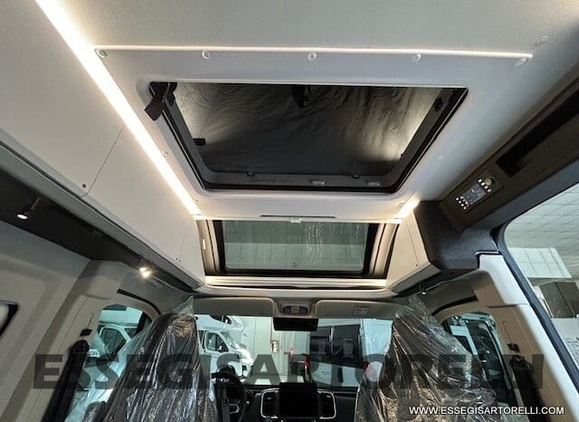 ADRIA NEW TWIN SPORTS MY 2025 SUPREME EDITION 640 SGX SKYROOF APRIBILE EXPEDITION 636 pieno