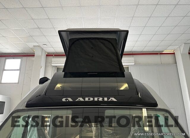 ADRIA NEW TWIN SPORTS MY 2025 SUPREME EDITION 640 SGX SKYROOF APRIBILE EXPEDITION 636 pieno