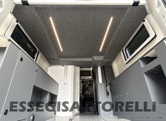 ADRIA NEW TWIN SPORTS MY 2025 SUPREME EDITION 640 SGX SKYROOF APRIBILE EXPEDITION 636 pieno