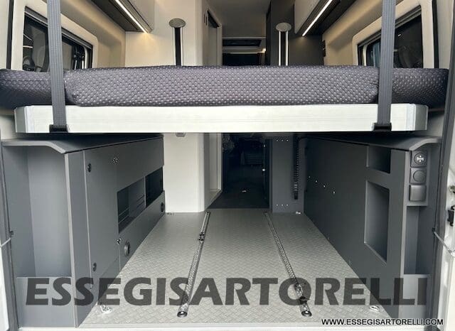 ADRIA NEW TWIN SPORTS MY 2025 SUPREME EDITION 640 SGX SKYROOF APRIBILE EXPEDITION 636 pieno