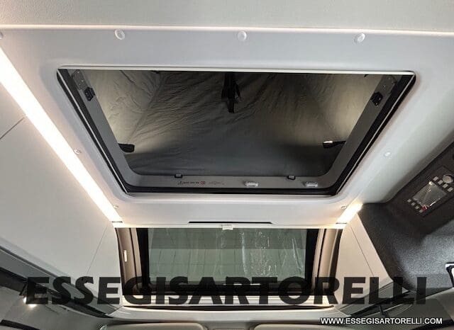 ADRIA NEW TWIN SPORTS MY 2025 SUPREME EDITION 640 SGX SKYROOF APRIBILE EXPEDITION 636 pieno