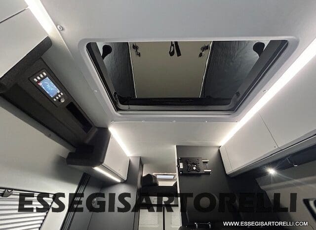 ADRIA NEW TWIN SPORTS MY 2025 SUPREME EDITION 640 SGX SKYROOF APRIBILE EXPEDITION 636 pieno