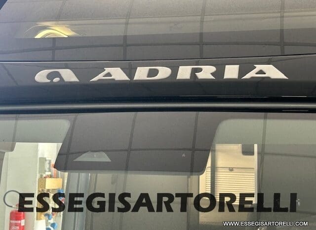 ADRIA NEW TWIN SPORTS MY 2025 SUPREME EDITION 640 SGX SKYROOF APRIBILE EXPEDITION 636 pieno