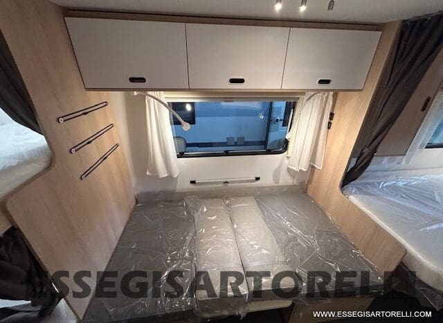 ADRIA NEW AVIVA 472 PK 2025 6 POSTI (LETTO CASTELLO) pieno
