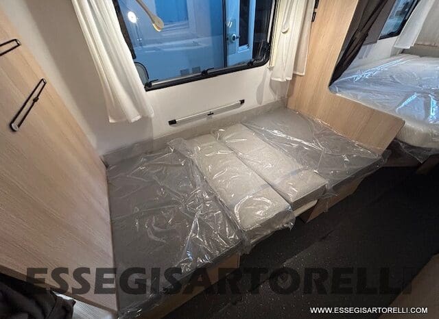 ADRIA NEW AVIVA 472 PK 2025 6 POSTI (LETTO CASTELLO) pieno