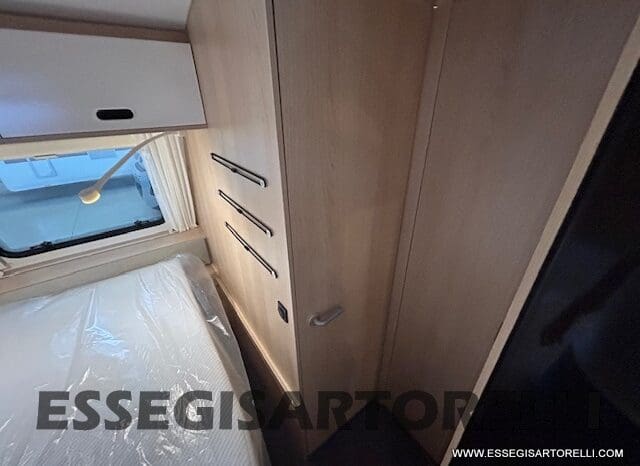 ADRIA NEW AVIVA 472 PK 2025 6 POSTI (LETTO CASTELLO) pieno