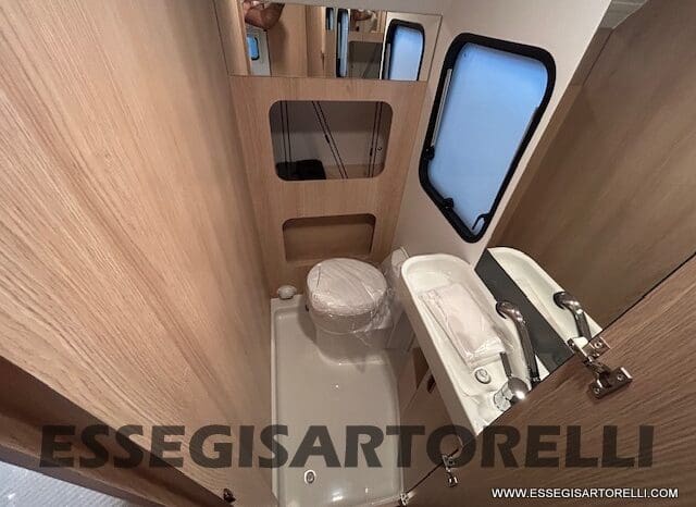 ADRIA NEW AVIVA 472 PK 2025 6 POSTI (LETTO CASTELLO) pieno