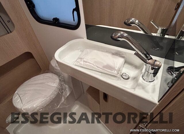 ADRIA NEW AVIVA 472 PK 2025 6 POSTI (LETTO CASTELLO) pieno