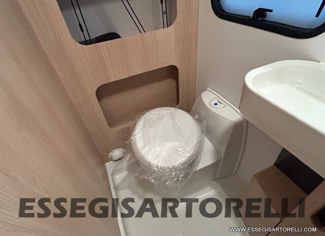 ADRIA NEW AVIVA 472 PK 2025 6 POSTI (LETTO CASTELLO) pieno