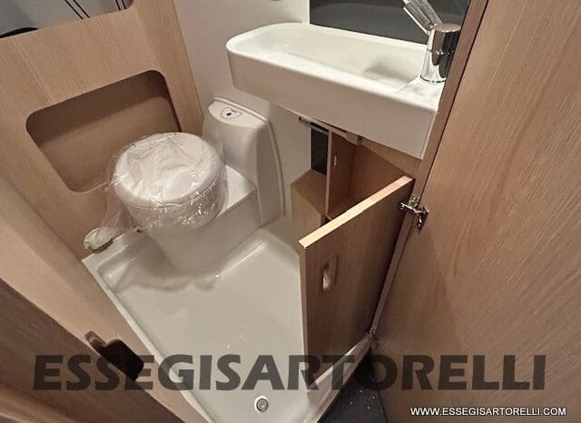 ADRIA NEW AVIVA 472 PK 2025 6 POSTI (LETTO CASTELLO) pieno
