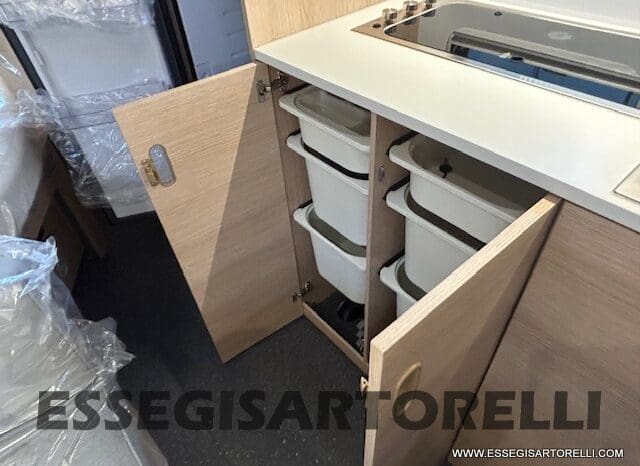 ADRIA NEW AVIVA 472 PK 2025 6 POSTI (LETTO CASTELLO) pieno