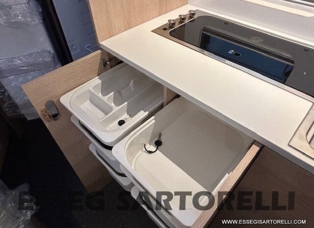 ADRIA NEW AVIVA 472 PK 2025 6 POSTI (LETTO CASTELLO) pieno