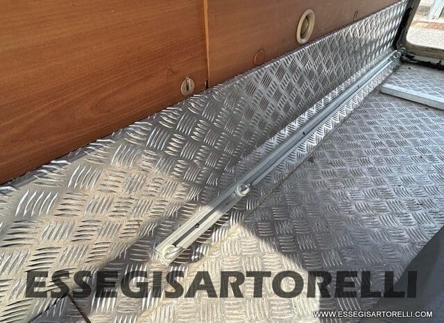EVM SYSTEM PASCIA’ 450 SEMITEGRALE FULL OPTIONAL RENAULT MASTER pieno
