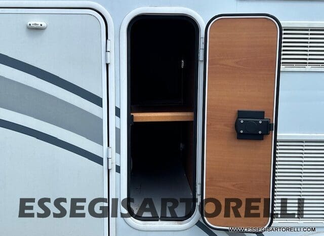 EVM SYSTEM PASCIA’ 450 SEMITEGRALE FULL OPTIONAL RENAULT MASTER pieno
