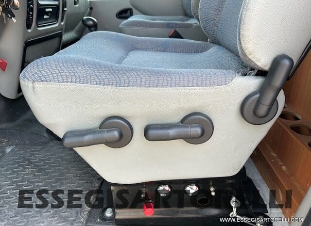 EVM SYSTEM PASCIA’ 450 SEMITEGRALE FULL OPTIONAL RENAULT MASTER pieno