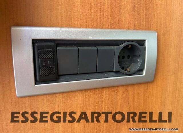 EVM SYSTEM PASCIA’ 450 SEMITEGRALE FULL OPTIONAL RENAULT MASTER pieno