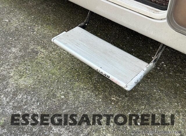 EVM SYSTEM PASCIA’ 450 SEMITEGRALE FULL OPTIONAL RENAULT MASTER pieno