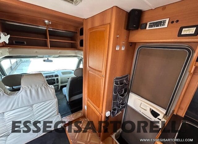 EVM SYSTEM PASCIA’ 450 SEMITEGRALE FULL OPTIONAL RENAULT MASTER pieno