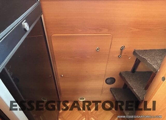 EVM SYSTEM PASCIA’ 450 SEMITEGRALE FULL OPTIONAL RENAULT MASTER pieno