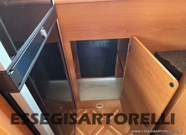 EVM SYSTEM PASCIA’ 450 SEMITEGRALE FULL OPTIONAL RENAULT MASTER pieno