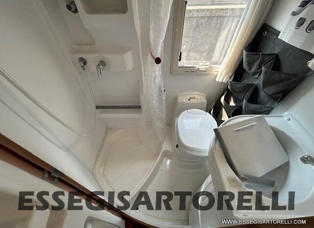 EVM SYSTEM PASCIA’ 450 SEMITEGRALE FULL OPTIONAL RENAULT MASTER pieno