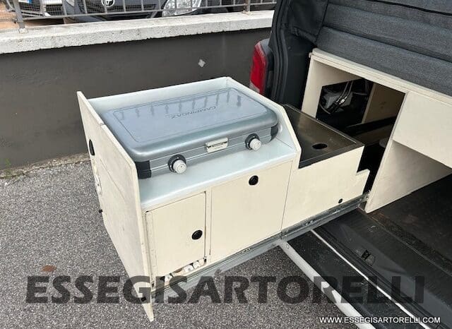 VOLKSWAGEN CALIFORNIA BEACH T5.1 + CAMPERIZZAZIONE 180 CV POWER 2014 KM 123.468 EURO 5 DPF FULL pieno