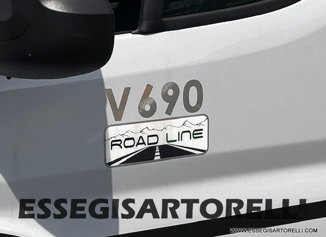 CHAUSSON PREMIUM V 690 AUTOMATICO 2023 POWER UNIPROPR. VAN 636 DOPPIO CLIMA FULL KM 6.108 pieno