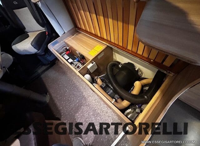 ADRIA MATRIX M 590 SG SEMINTEGRALE 598 CM BASCULANTE 2015 UNIPROPRIETARIO pieno