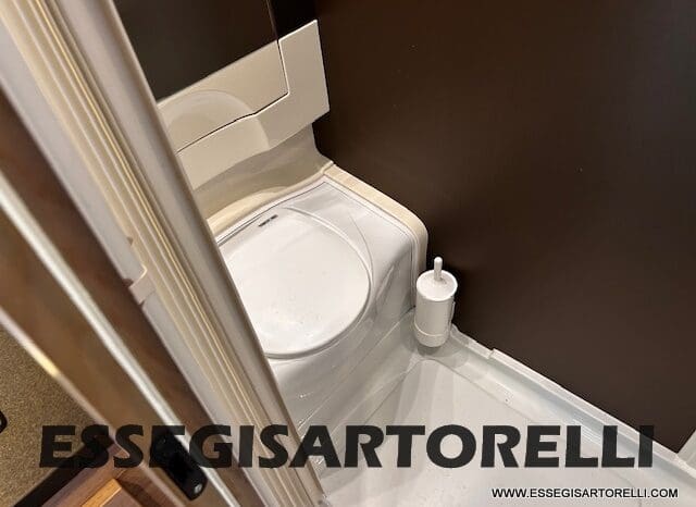 ADRIA MATRIX M 590 SG SEMINTEGRALE 598 CM BASCULANTE 2015 UNIPROPRIETARIO pieno
