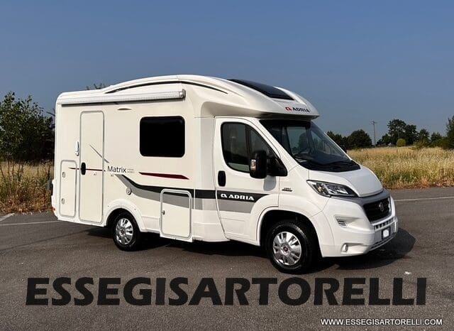 ADRIA MATRIX M 590 SG SEMINTEGRALE 598 CM BASCULANTE 2015 UNIPROPRIETARIO pieno
