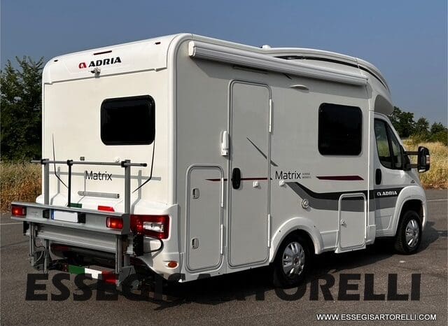 ADRIA MATRIX M 590 SG SEMINTEGRALE 598 CM BASCULANTE 2015 UNIPROPRIETARIO pieno