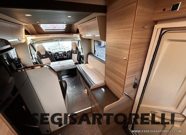 ADRIA MATRIX M 590 SG SEMINTEGRALE 598 CM BASCULANTE 2015 UNIPROPRIETARIO pieno