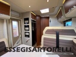 ADRIA MATRIX 50° SILVER COLLECTION M 670 SL GEMELLI GARAGE E BASCULANTE 2016 UNIPRO. 150 POWER pieno