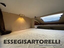 ADRIA MATRIX 50° SILVER COLLECTION M 670 SL GEMELLI GARAGE E BASCULANTE 2016 UNIPRO. 150 POWER pieno