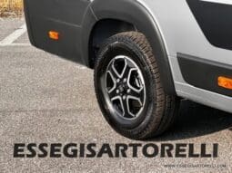 ADRIA TWIN 60° SELECTION 640 SGX PTR AUTOMATICO SILVER 2025 (POP TOP ROOF) POPUOP pieno