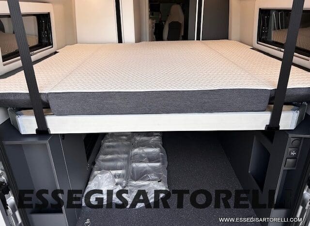 ADRIA TWIN 60° SELECTION 640 SGX PTR AUTOMATICO SILVER 2025 (POP TOP ROOF) POPUOP pieno