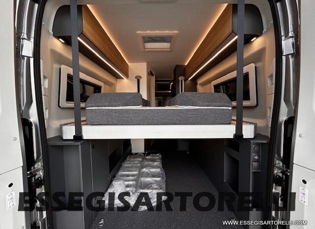 ADRIA TWIN 60° SELECTION 640 SGX PTR AUTOMATICO SILVER 2025 (POP TOP ROOF) POPUOP pieno