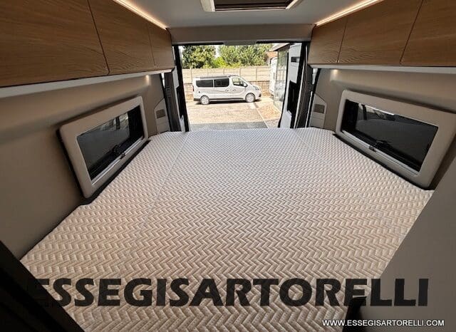 ADRIA TWIN 60° SELECTION 640 SGX PTR AUTOMATICO SILVER 2025 (POP TOP ROOF) POPUOP pieno