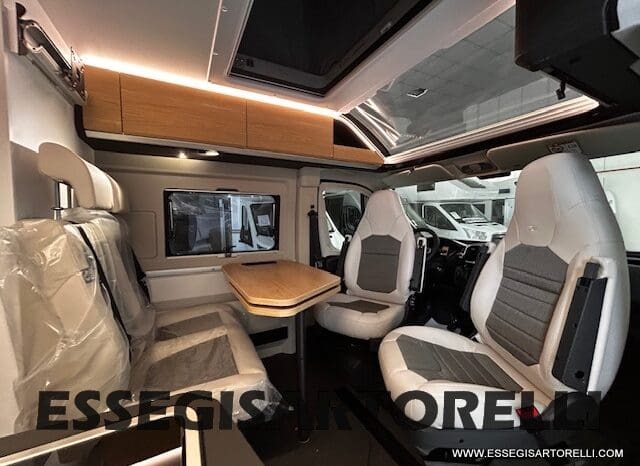 ADRIA TWIN 60° SELECTION 640 SGX PTR AUTOMATICO SILVER 2025 (POP TOP ROOF) POPUOP pieno