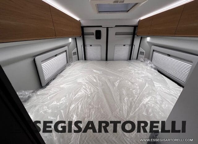 ADRIA TWIN 60° SELECTION 640 SGX PTR AUTOMATICO SILVER 2025 (POP TOP ROOF) POPUOP pieno
