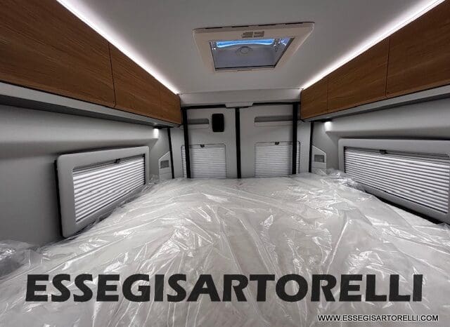 ADRIA TWIN 60° SELECTION 640 SGX PTR AUTOMATICO SILVER 2025 (POP TOP ROOF) POPUOP pieno