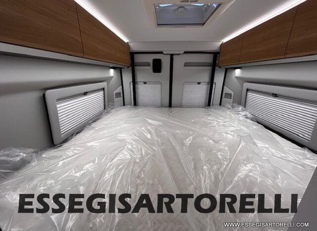 ADRIA TWIN 60° SELECTION 640 SGX PTR AUTOMATICO SILVER 2025 (POP TOP ROOF) POPUOP pieno