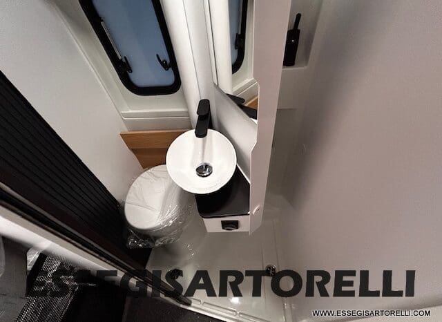 ADRIA TWIN 60° SELECTION 640 SGX PTR AUTOMATICO SILVER 2025 (POP TOP ROOF) POPUOP pieno